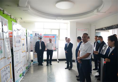 清風正氣潤心田，藝術交流促發展——武漢公交集團三公司組織黨員干部參觀廉政文化作品展并開展文化藝術交流活動